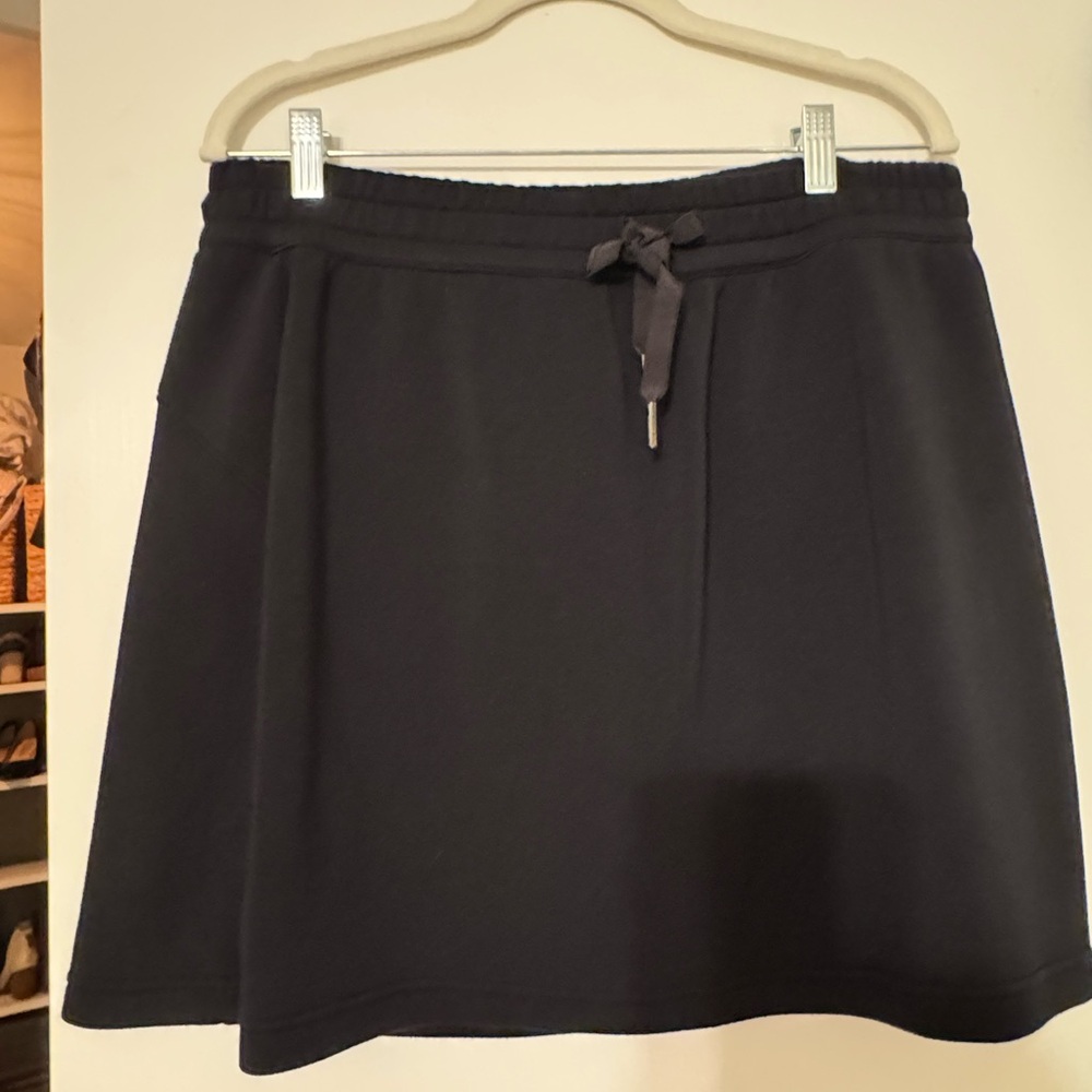 SPANX Black Elastic Drawstring Skater Skirt